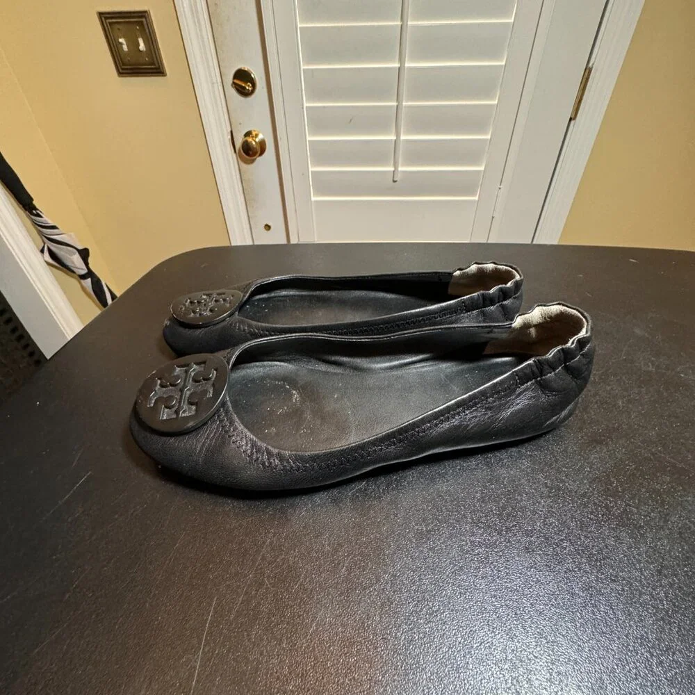 Tory Burch size 7.5 black flats